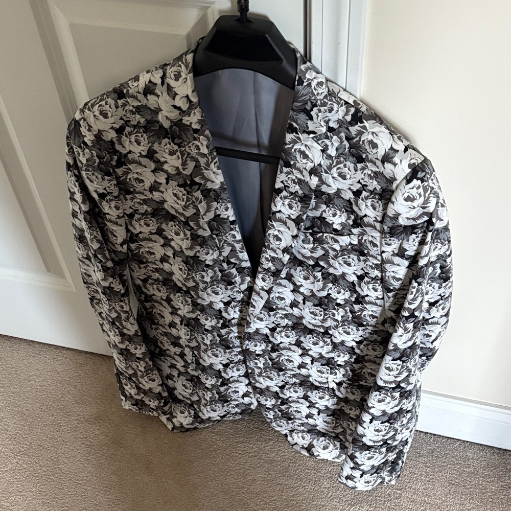 JF J.Ferrar Gray Blazer with Black Button